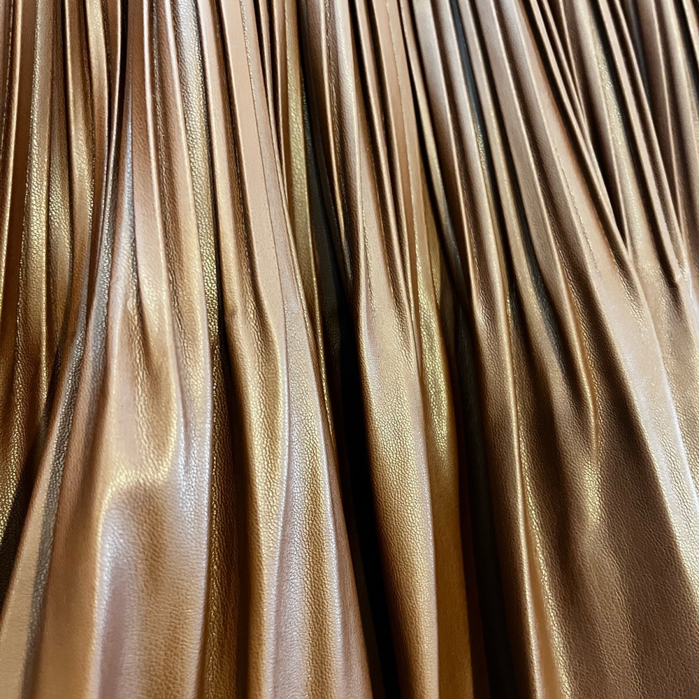 7 For All Mankind Brown Pleated Faux-Leather Mini Skirt - Picture 4 of 7